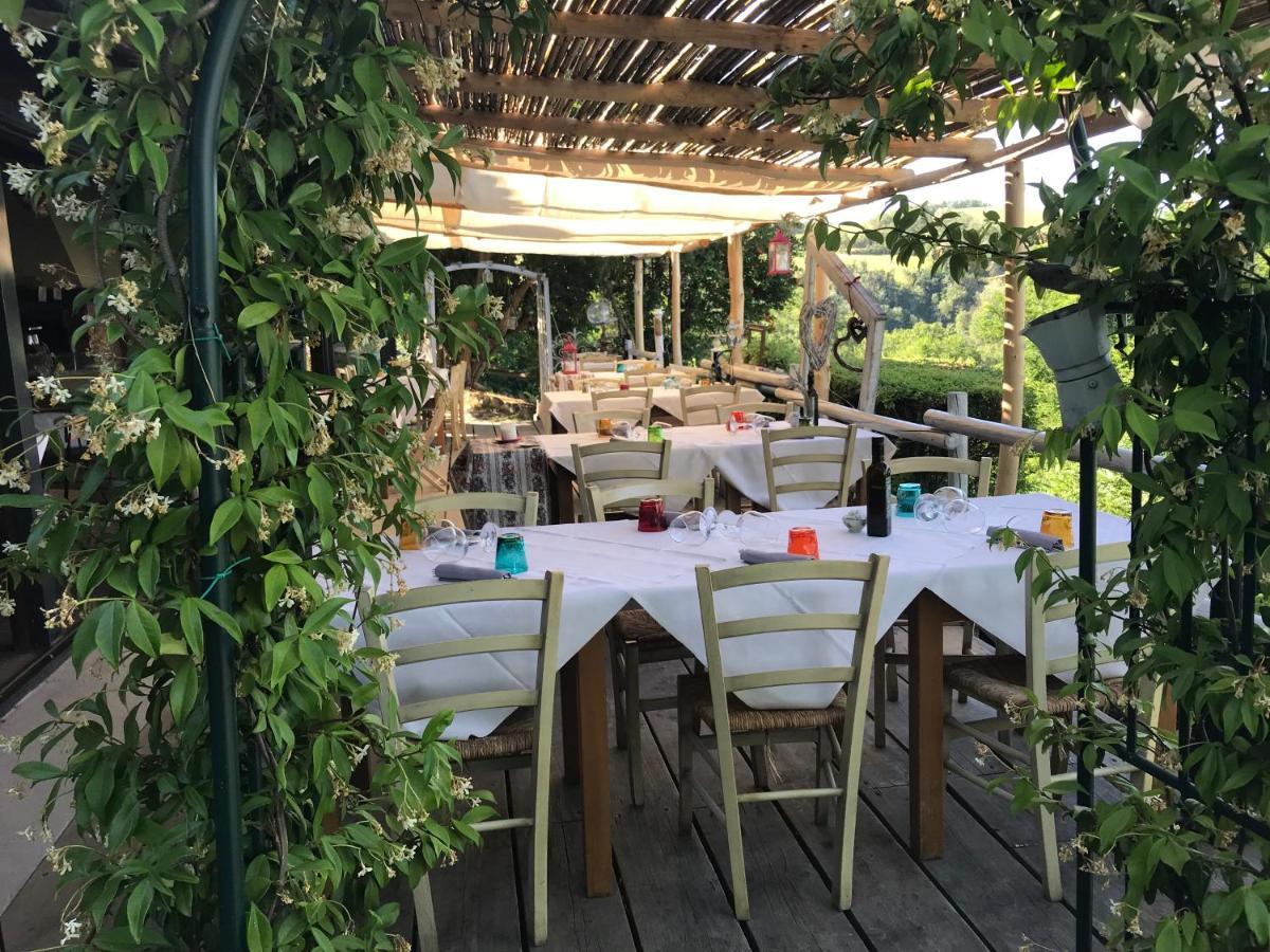Locanda Montepaolo Dovadola Bagian luar foto