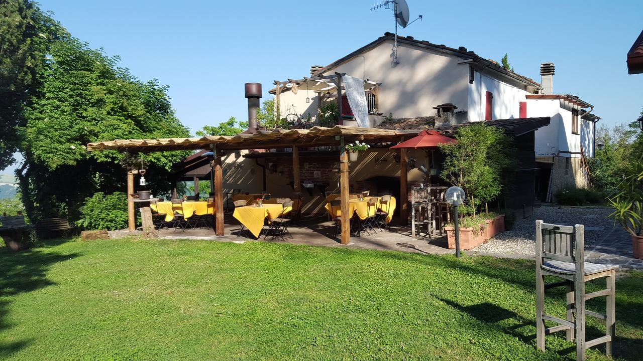 Locanda Montepaolo Dovadola Bagian luar foto