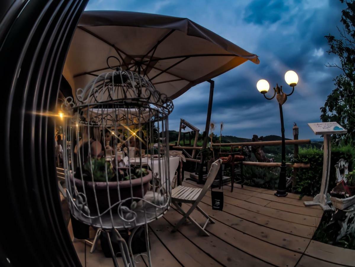 Locanda Montepaolo Dovadola Bagian luar foto