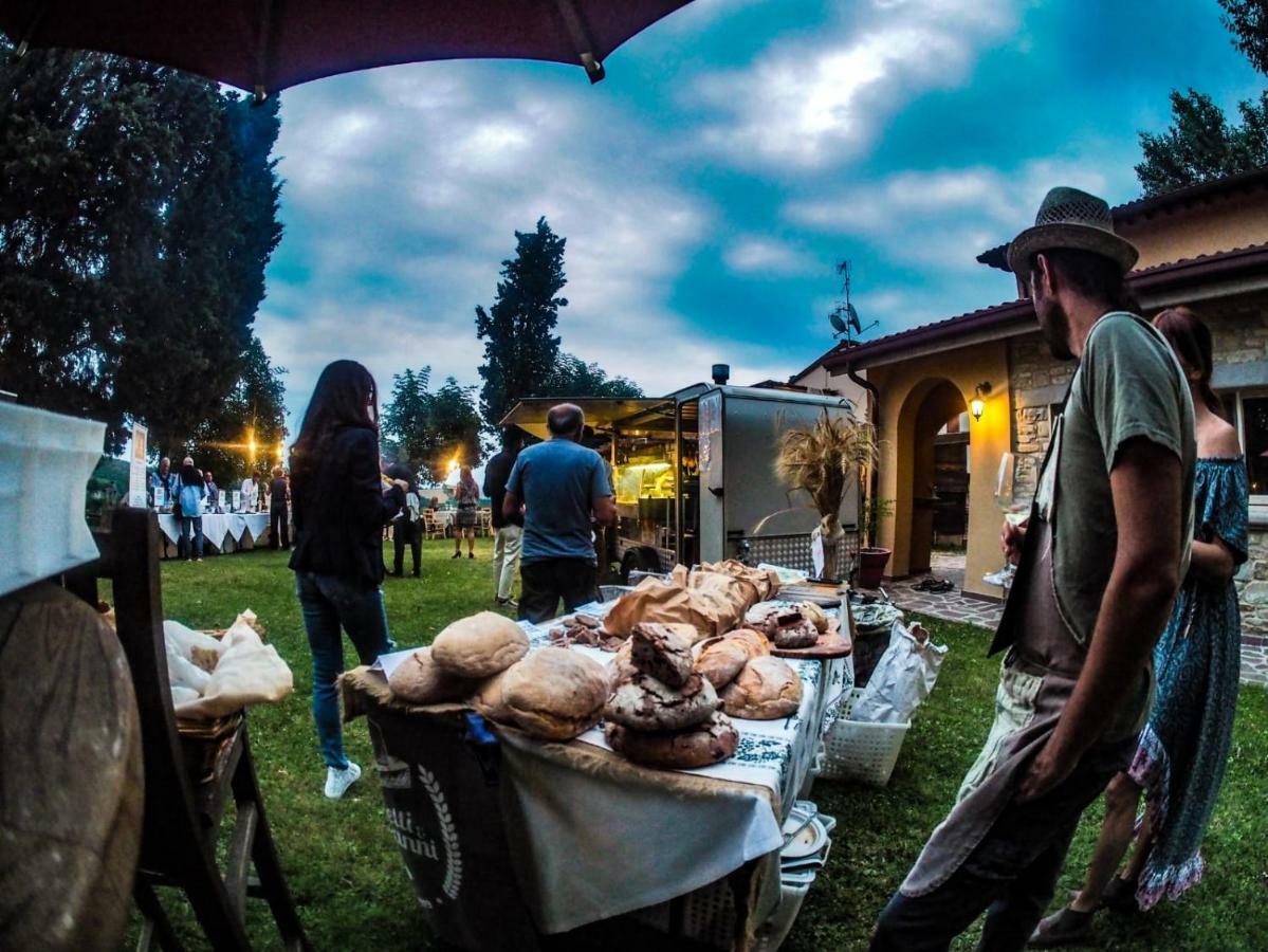 Locanda Montepaolo Dovadola Bagian luar foto