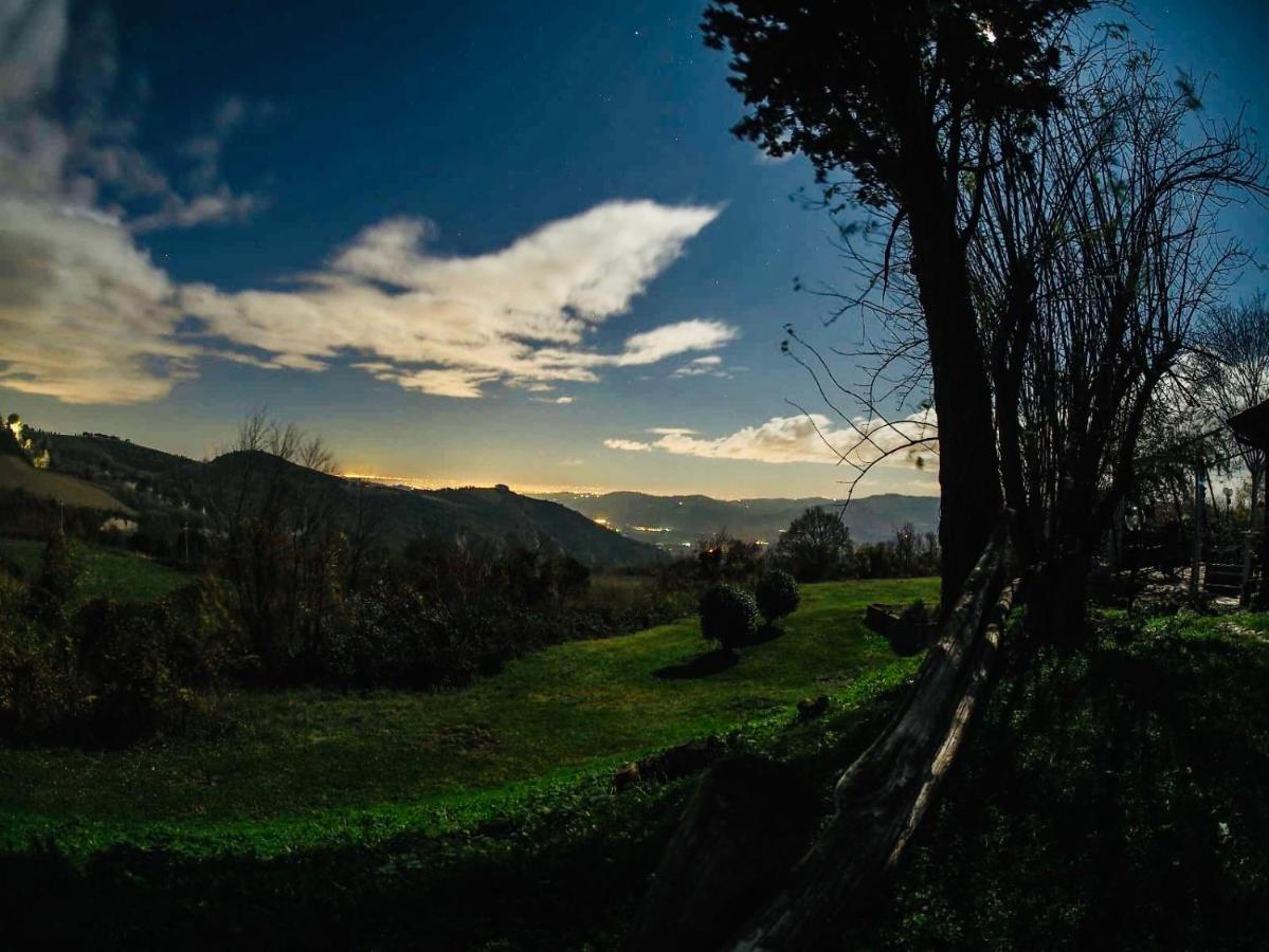 Locanda Montepaolo Dovadola Bagian luar foto